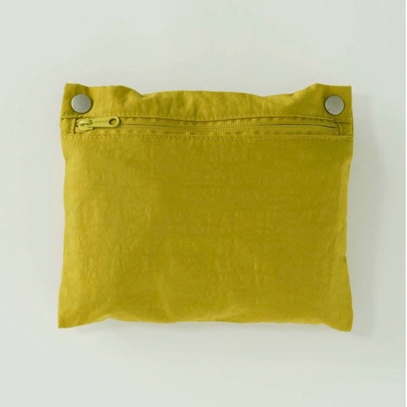 Baggu Mini Cloud Bag in Chartreuse. - Picture 4 of 5